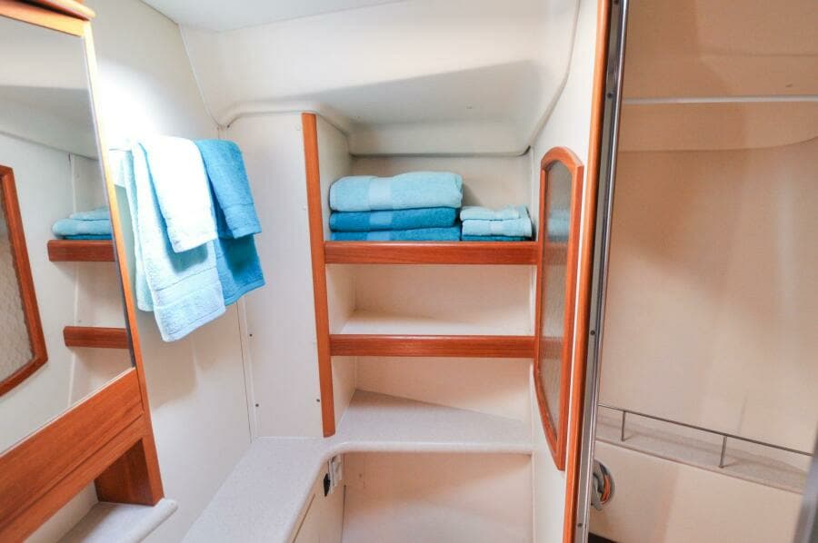 Hunter 45CC   Coralee   Offered For Sale712