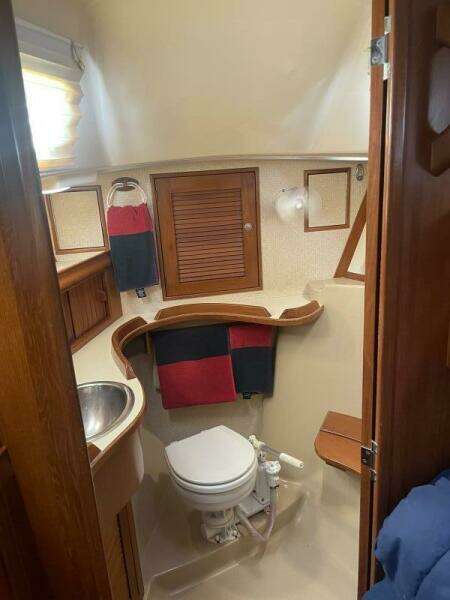 1995 Island Packet 40