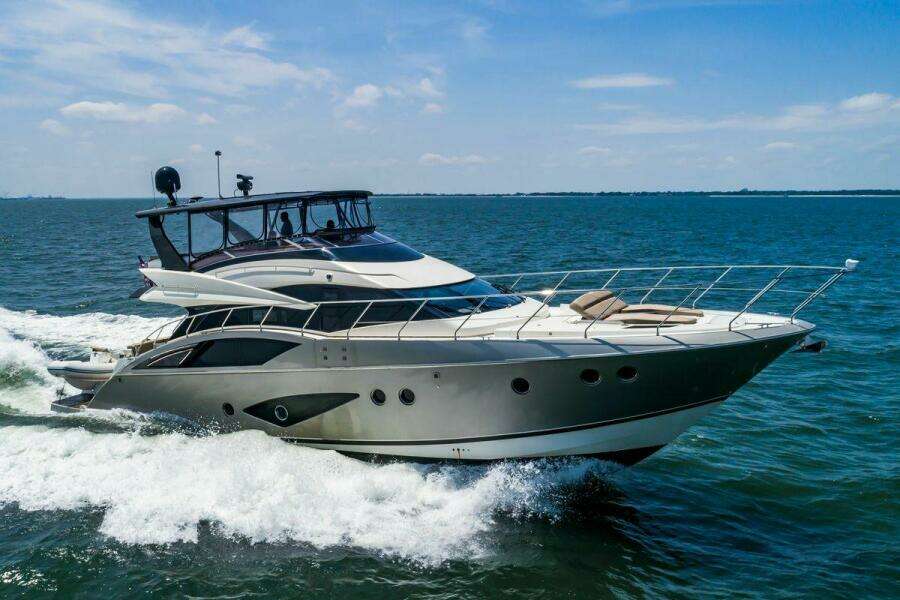 2013 Marquis 63 Sport Yacht