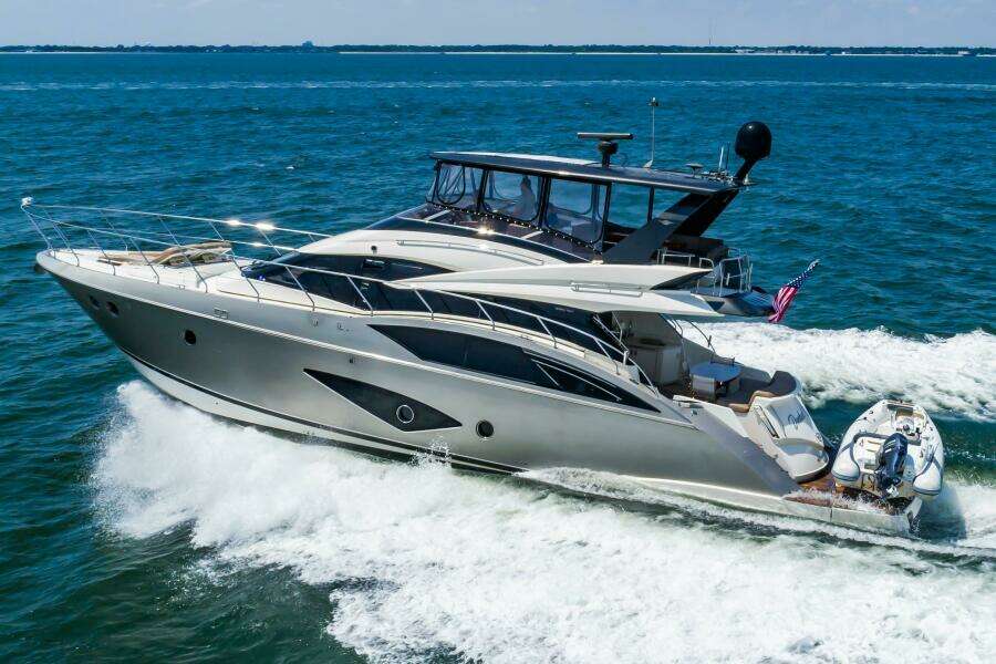 2013 Marquis 63 Sport Yacht