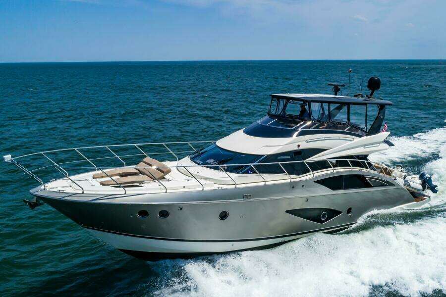 2013 Marquis 63 Sport Yacht