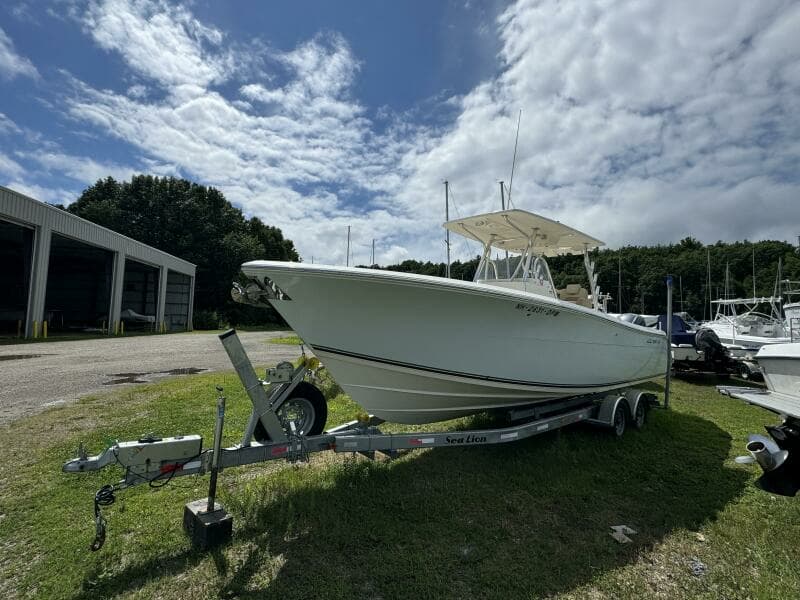 2013 Cobia 296 CC
