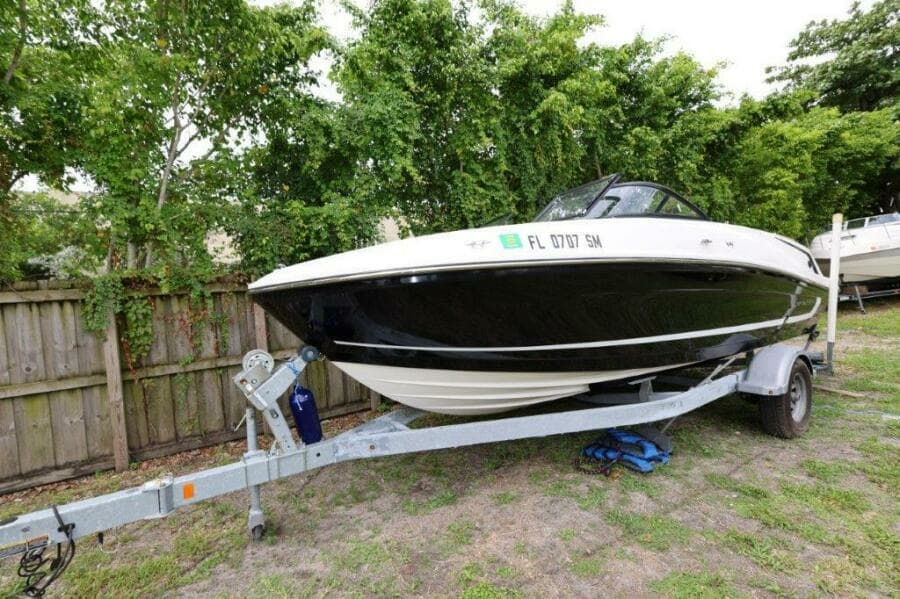 2019 Bayliner VR5 Bowrider OB