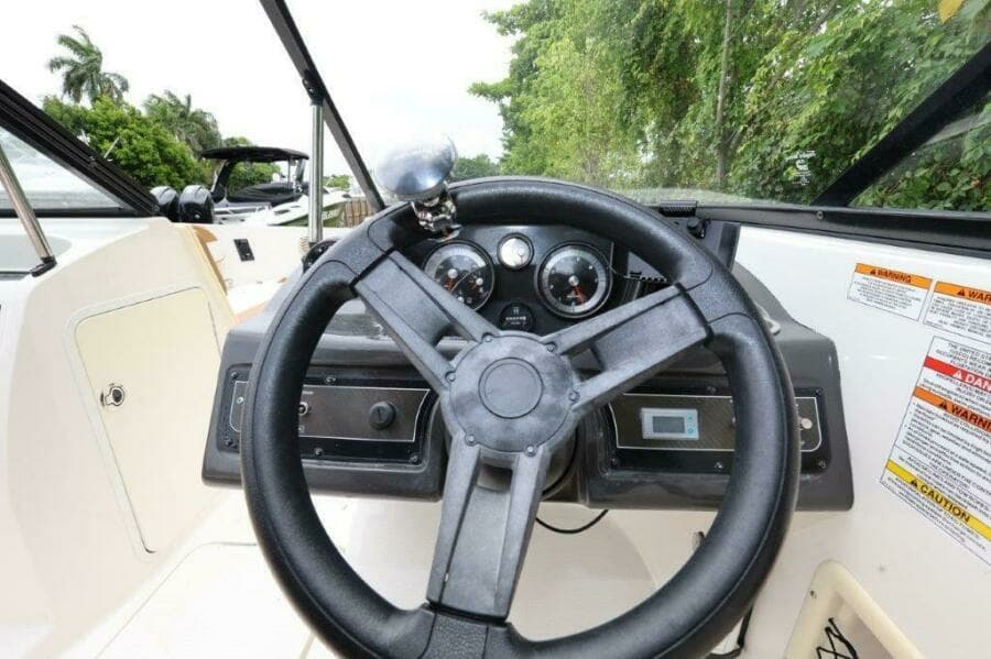 2019 Bayliner VR5 Bowrider OB