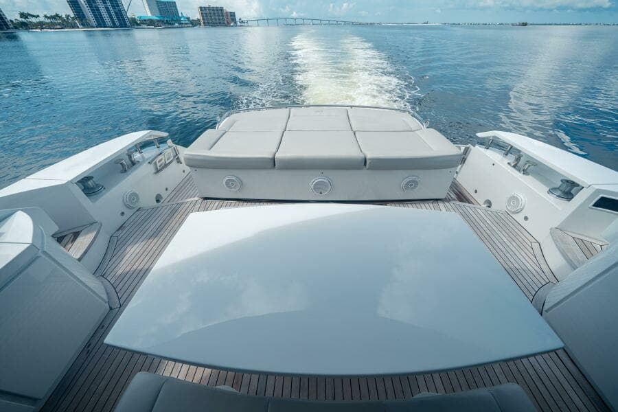 2010 Pershing 80