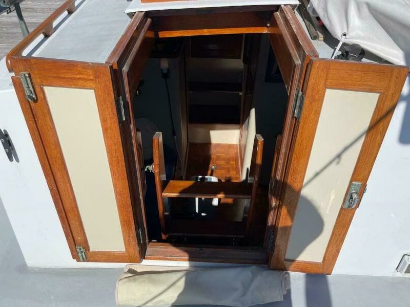 1977 Grand Banks 36 Classic