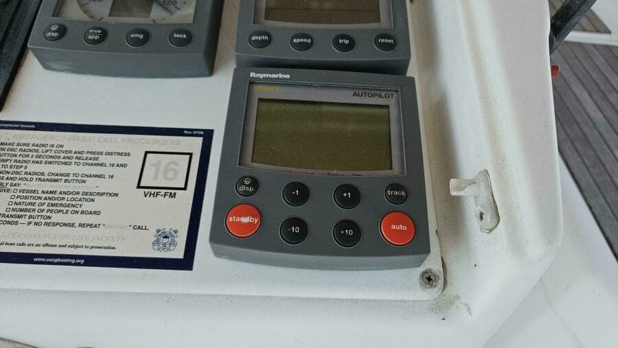 2002 Beneteau Limited Edition 411