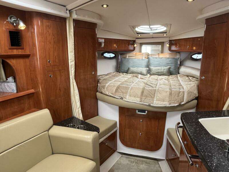 2008 Four Winns V338