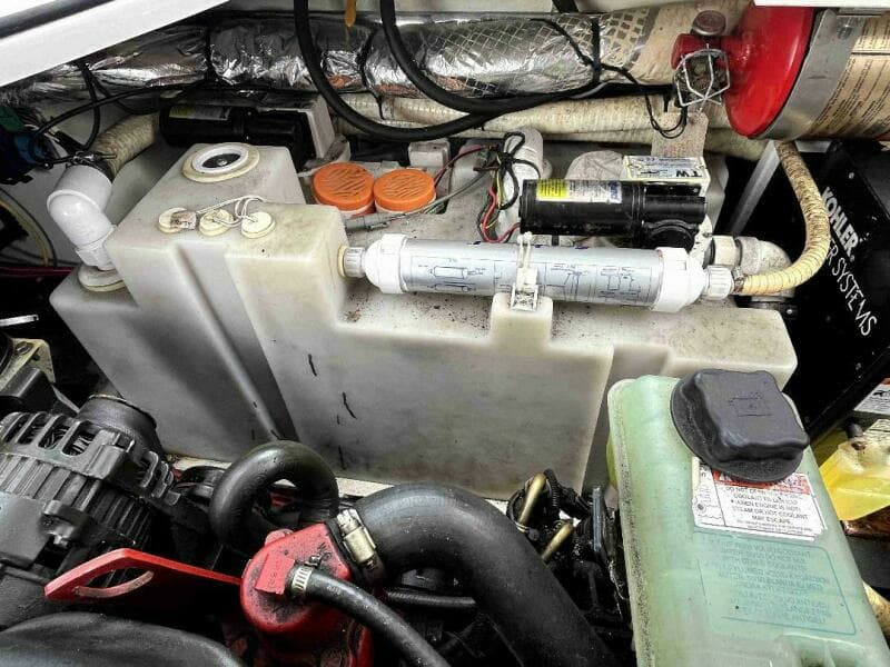 2008 Four Winns V338