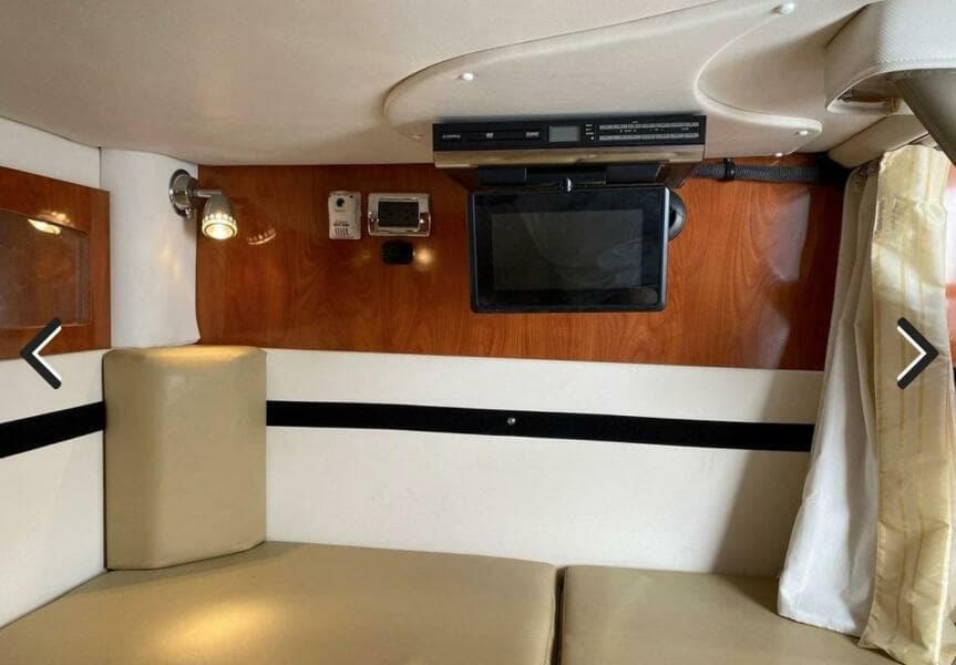 2008 Four Winns V338