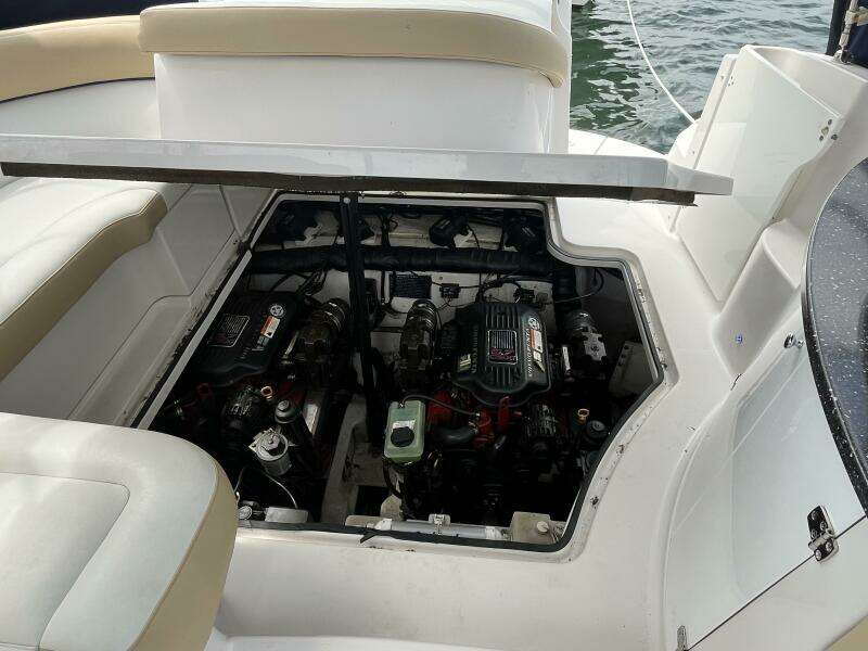 2008 Four Winns V338