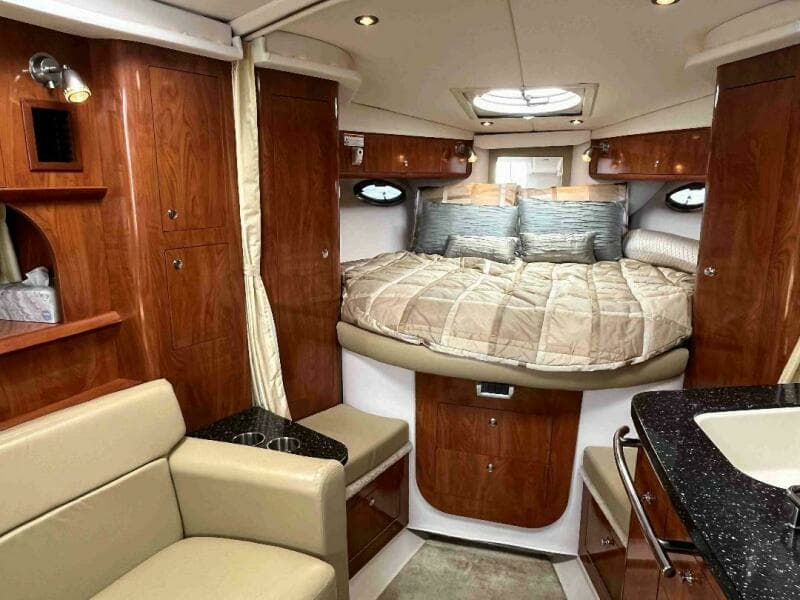 2008 Four Winns V338