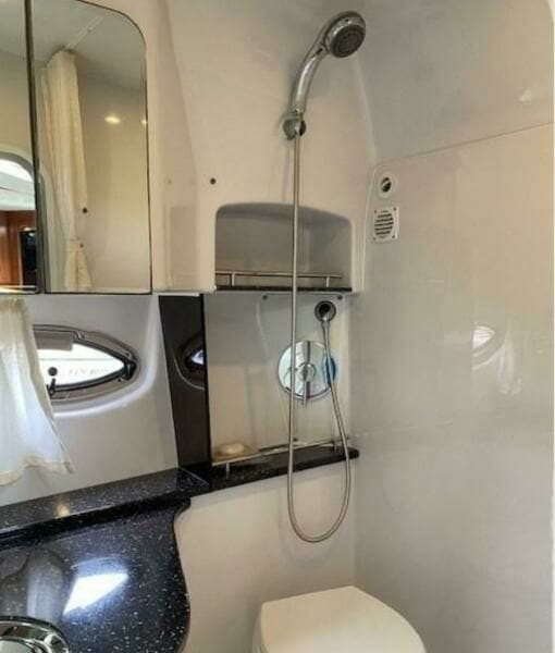 2008 Four Winns V338