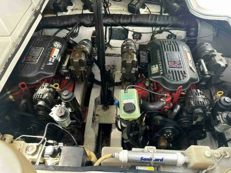 2008 Four Winns V338