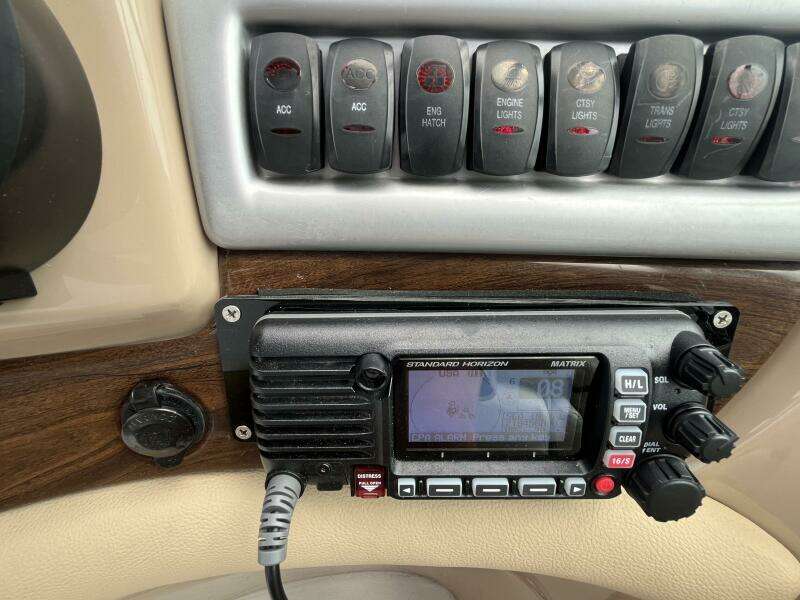 2008 Four Winns V338