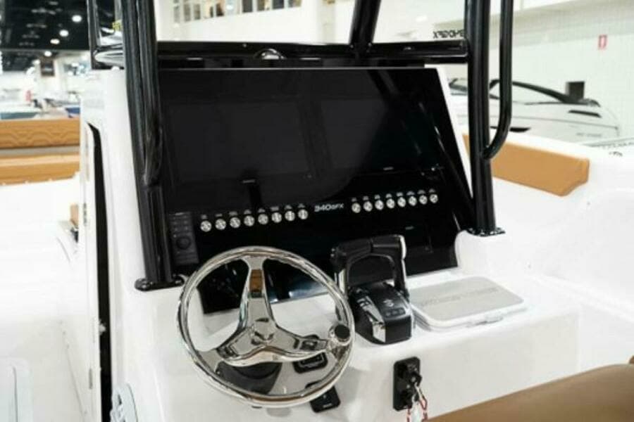 2023 Twin Vee 340 GFX CC