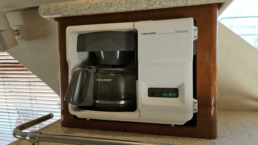 2000 Carver 450 Voyager