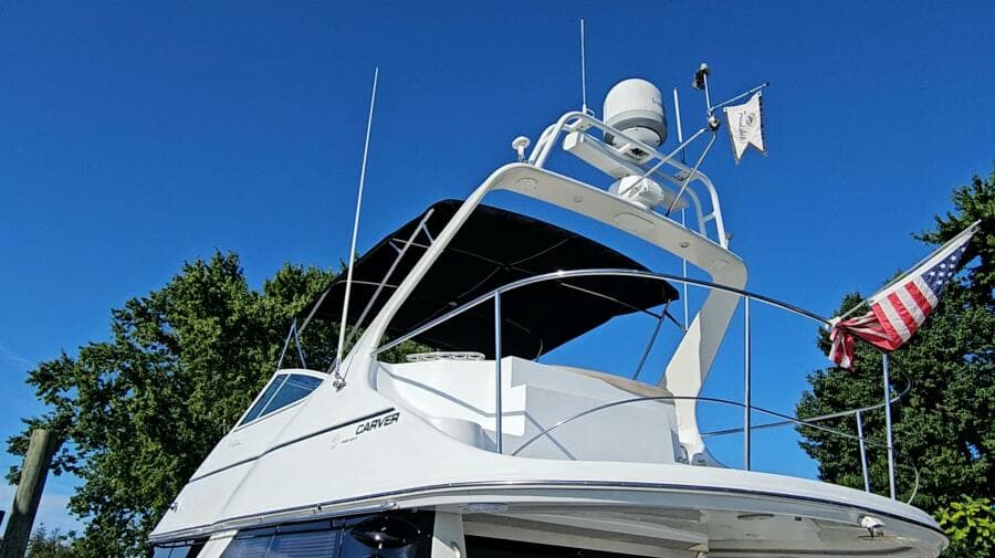 2000 Carver 450 Voyager