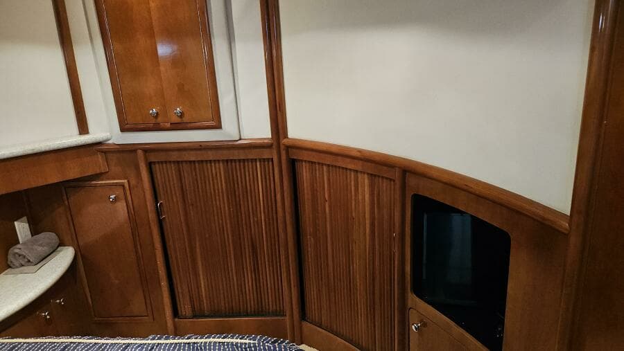 2000 Carver 450 Voyager