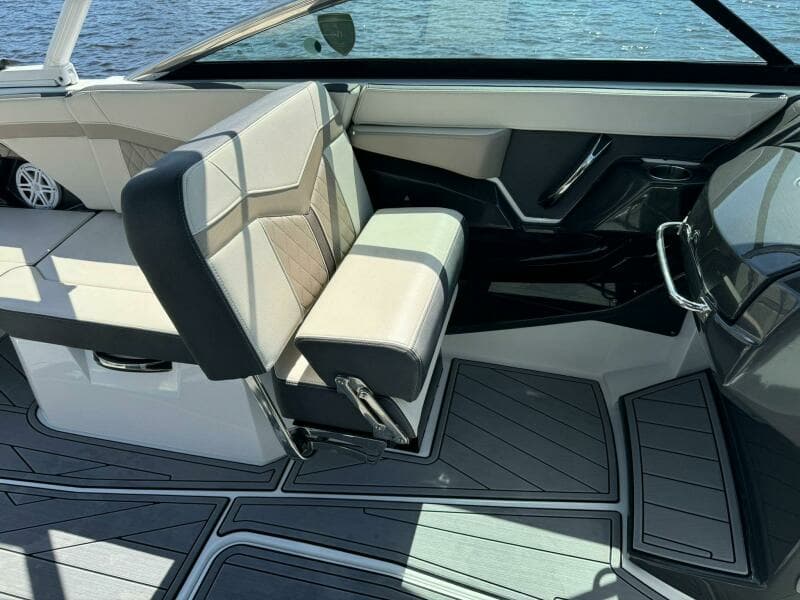 2022 Monterey 278 SS