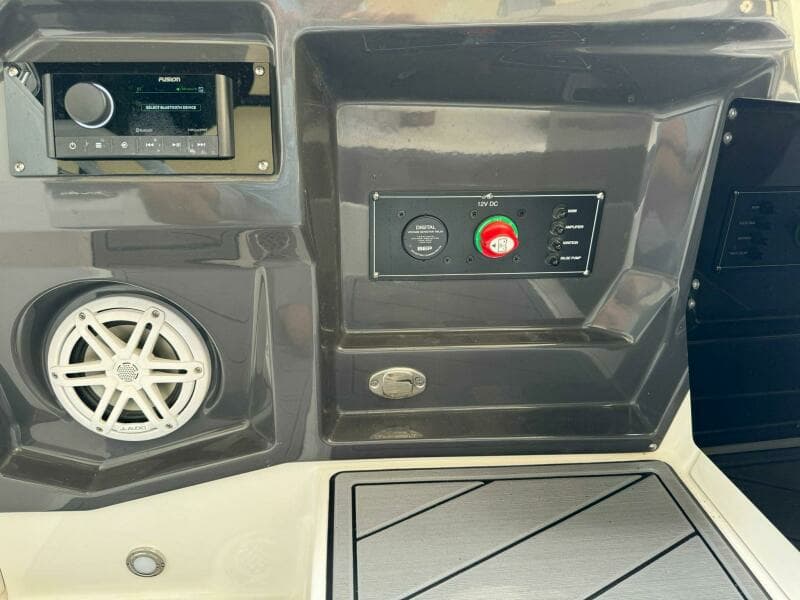 2022 Monterey 278 SS