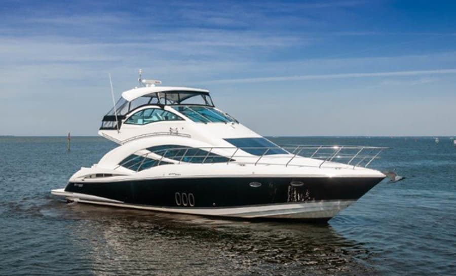2006 Cruisers Yachts 477 Sport Sedan