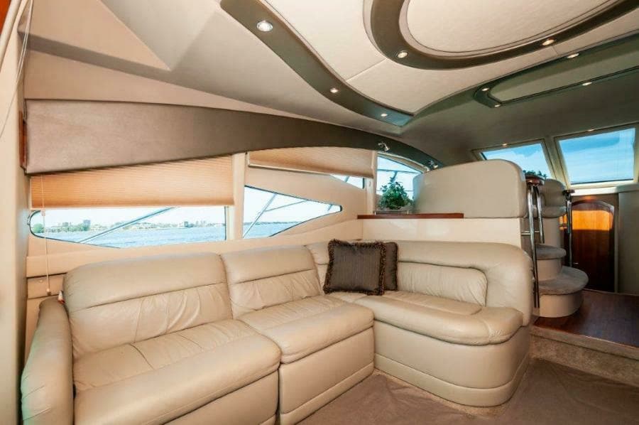  2006 47 Cruisers Salon