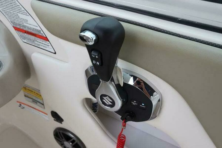 2007 Sea Ray 240 Sundeck