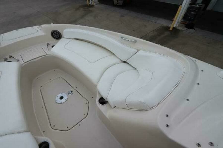 2007 Sea Ray 240 Sundeck