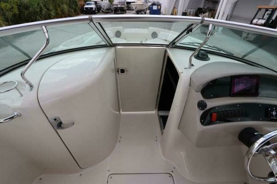 2007 Sea Ray 240 Sundeck