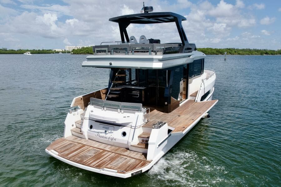 Okean 50 - Exterior Profile