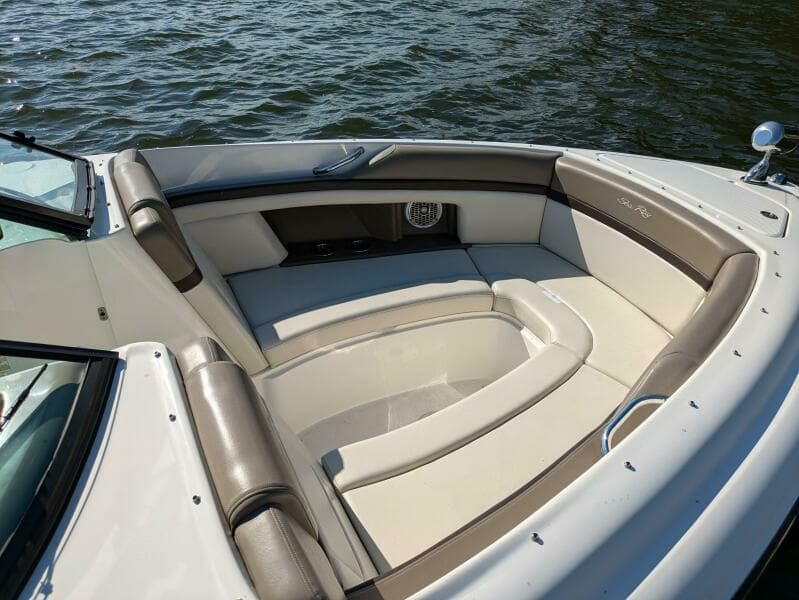 2013 Sea Ray 270 SLX