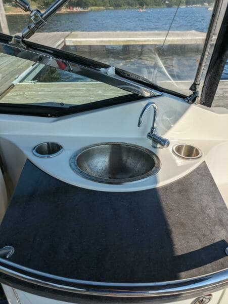 2013 Sea Ray 270 SLX