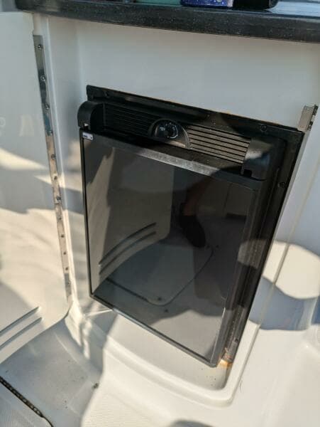 2013 Sea Ray 270 SLX