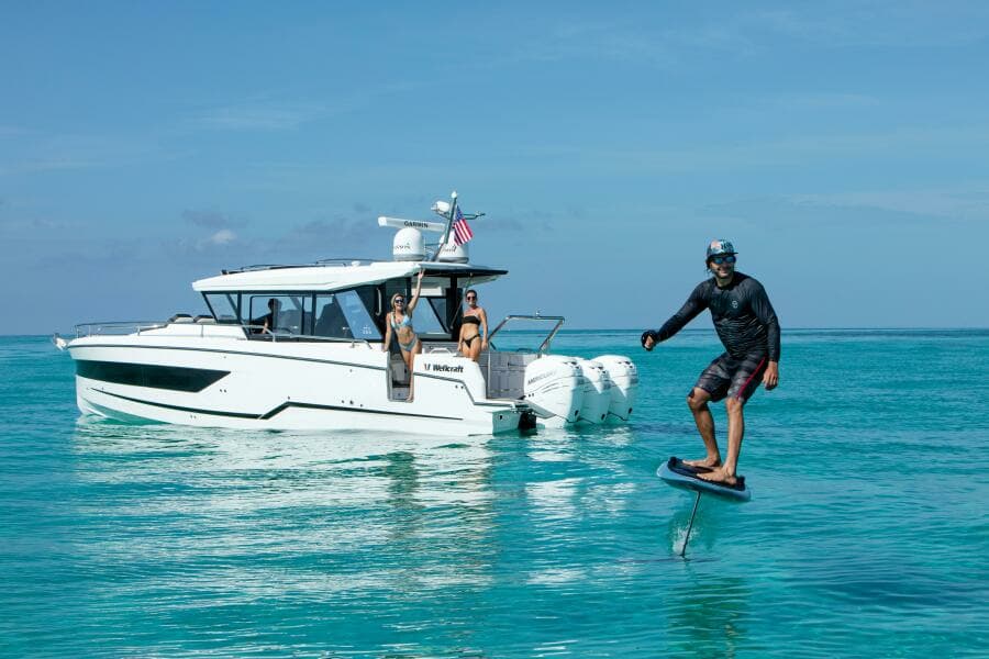 2025 Wellcraft 38 Explorer