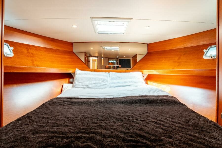 1985 Post 46 Convertible