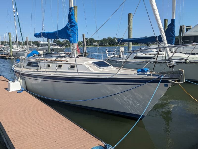 1985 O'Day 35 Shoal Draft