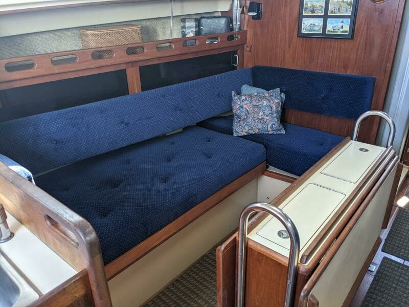 1985 O'Day 35 Shoal Draft