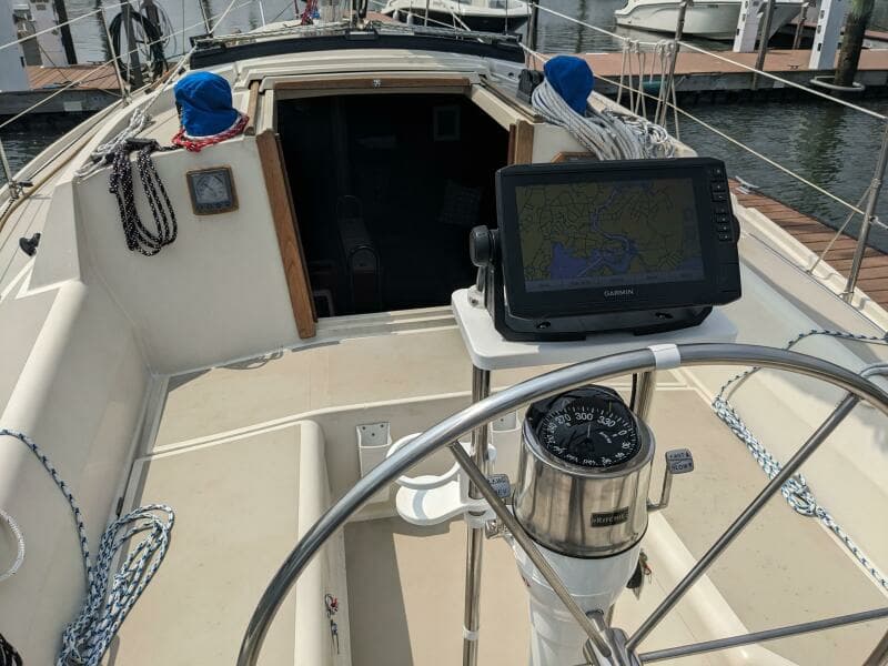 1985 O'Day 35 Shoal Draft