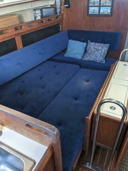 1985 O'Day 35 Shoal Draft