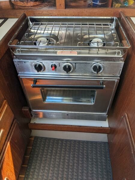 1985 O'Day 35 Shoal Draft