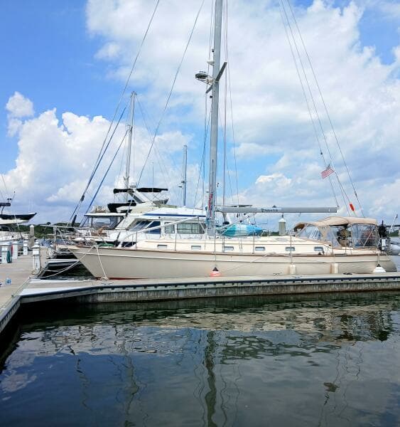 2006 Island Packet 440