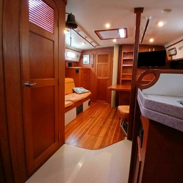2006 Island Packet 440