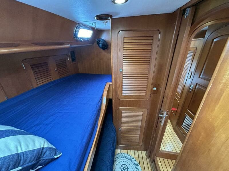 Port Guest Cabin, Fwd