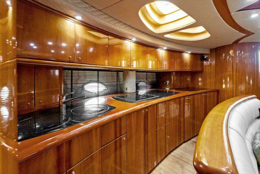 2001 Sunseeker Predator