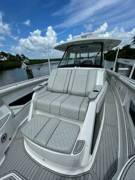 2023 Pursuit 378 Sport