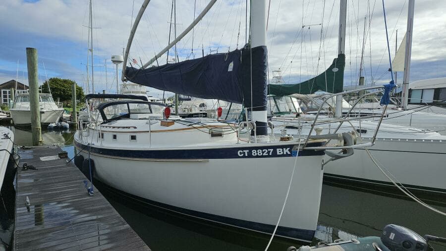 1988 Nonsuch Auxiliary Sail