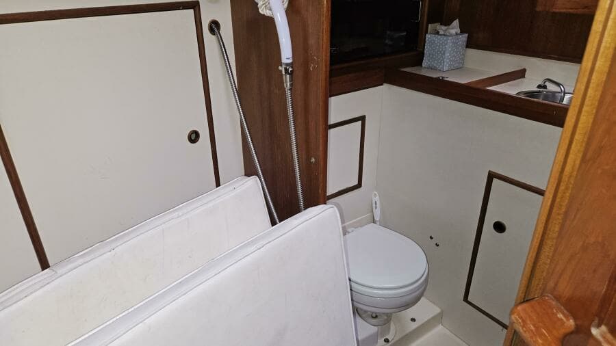 1988 Nonsuch Auxiliary Sail