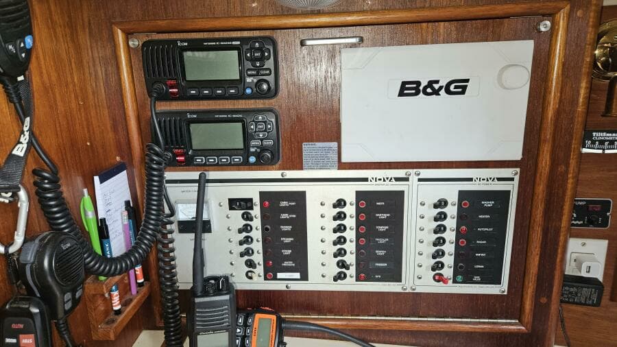 1988 Nonsuch Auxiliary Sail