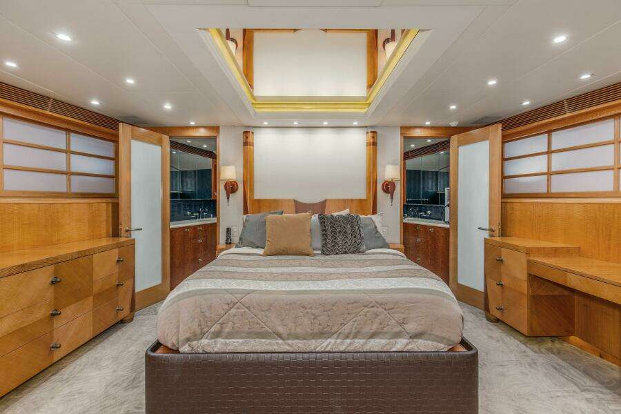 1989 116' Feadship Sport Fisher-"Boss" -Master Stateroom